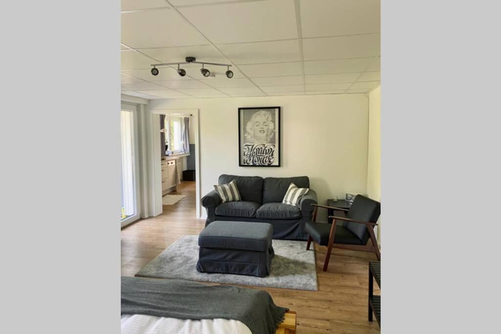 Bergische Oase - Ferienwohnung Oskar Overath Extérieur photo